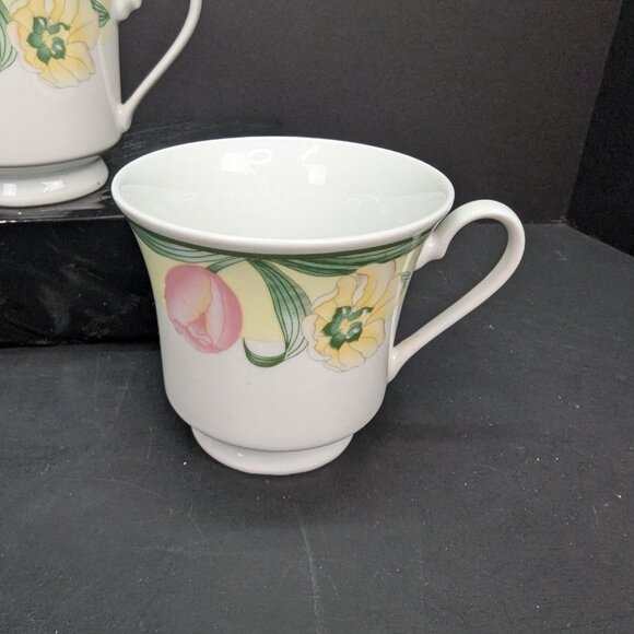 Lynns Fine China CCA Pink Tulip Floral Footed Tea Cup 8 Oz Lot of 4 - Picture 5 of 12